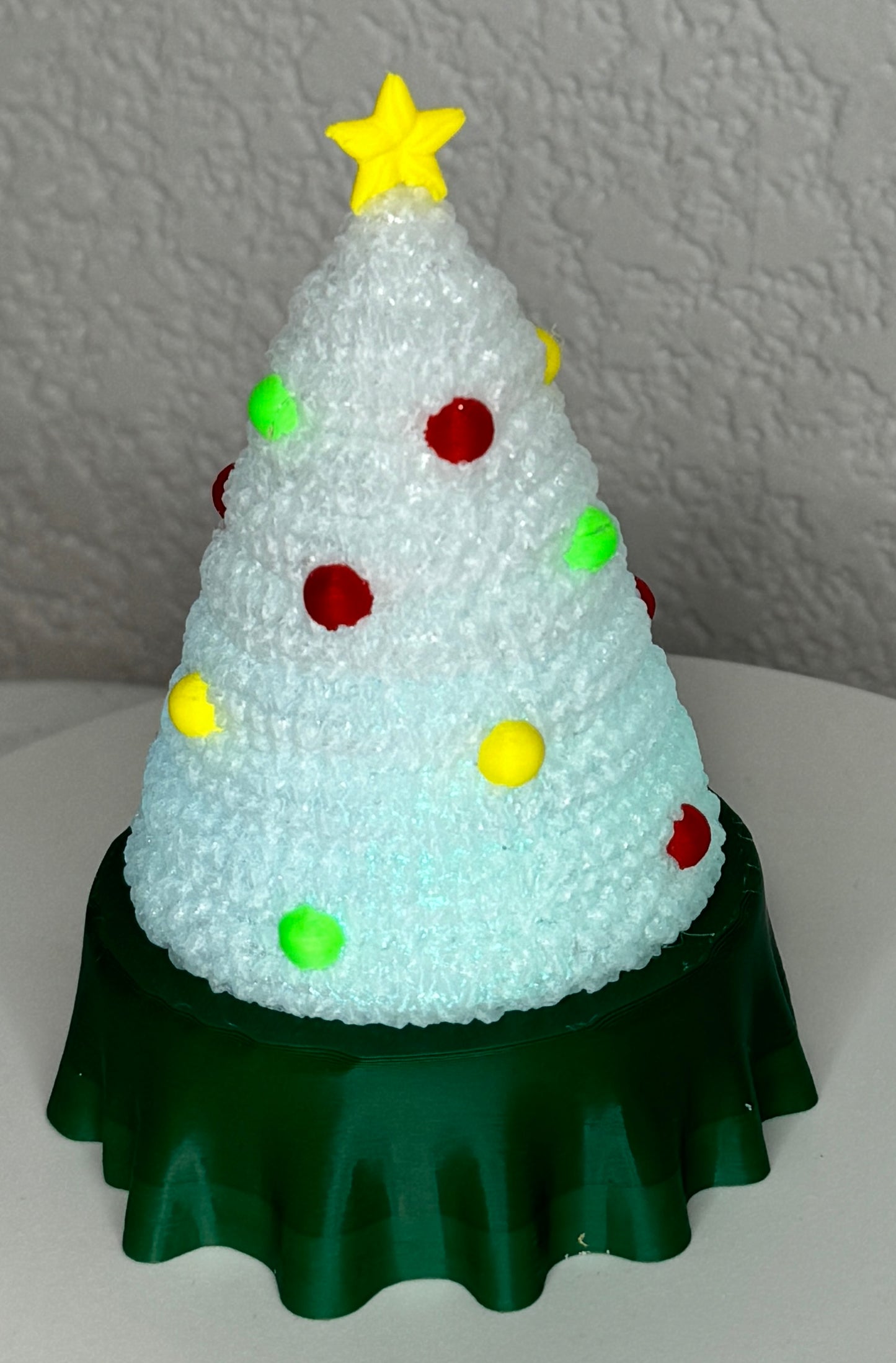 Christmas Tree with skirt