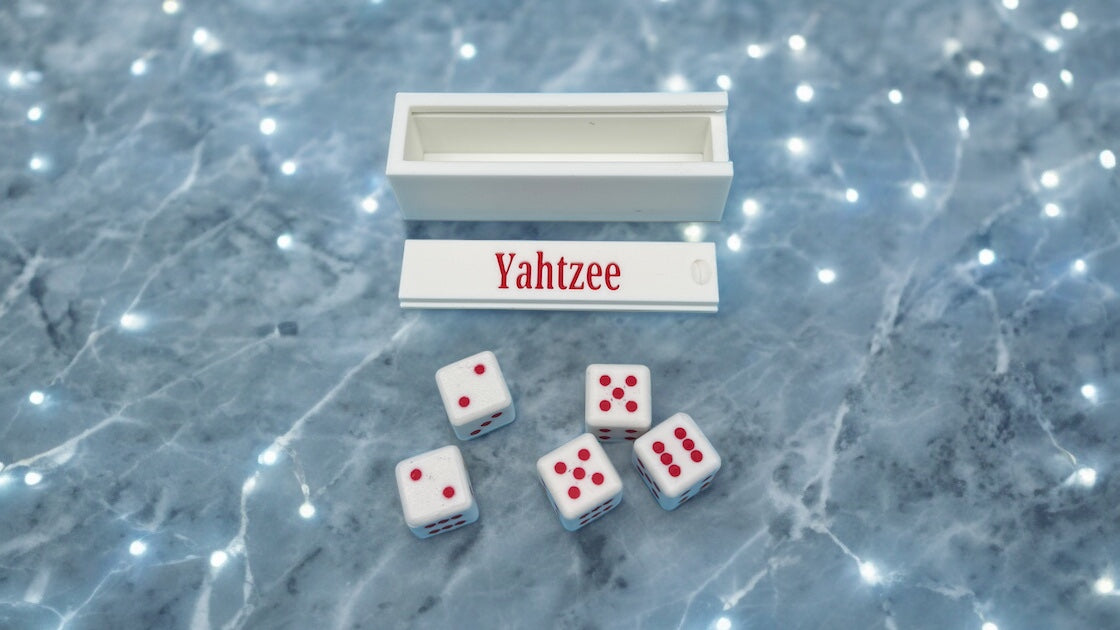 Yahtzee Dice/Box