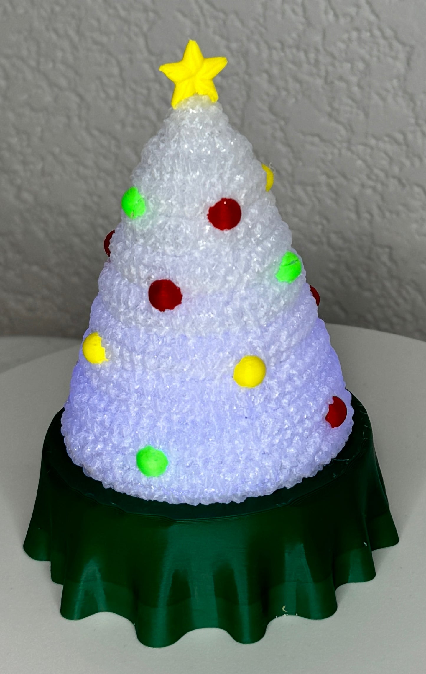 Christmas Tree with skirt